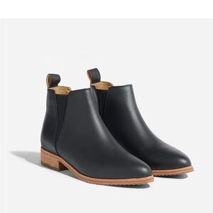 Nisolo Black Leather Chelsea Boots